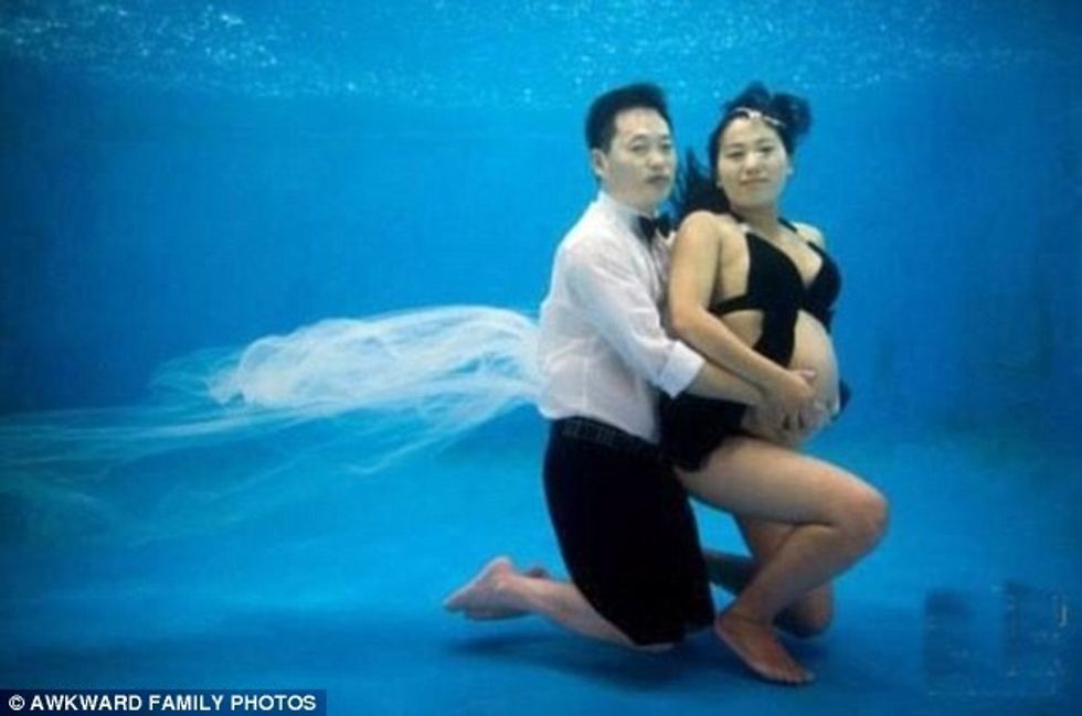 Fotografitë më bizare që tregojnë se partnerët po presin të bëhen prindër foto 6