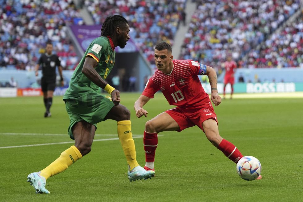 franck zambo anguissa face a granit xhaka photo sipa matthias schrader 1669287152