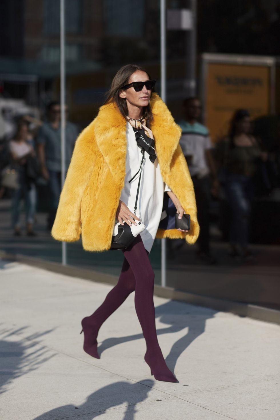 fur coats trend 2018 streetstyle 17