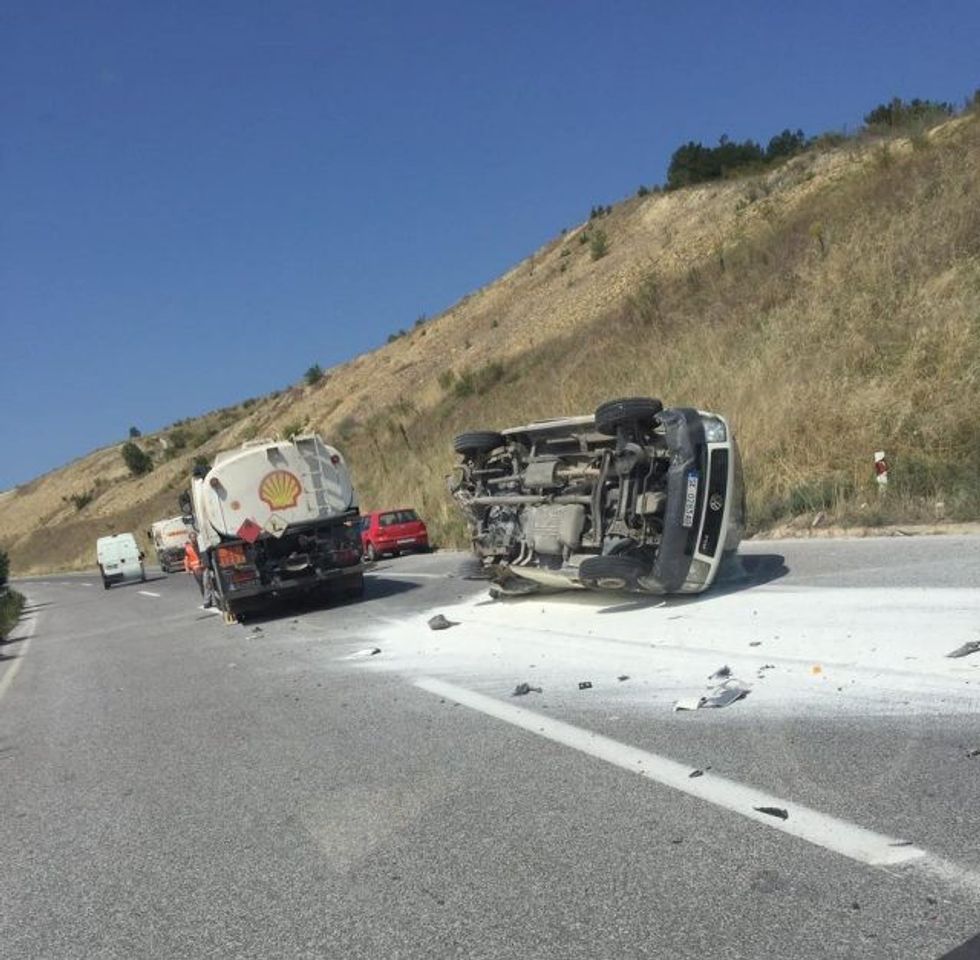 Furgoni perplaset me Kamionin, qarkorja ne Shkup