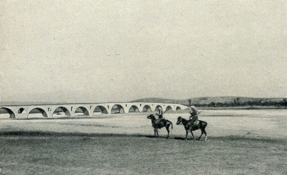 Gabriel Louis-Jaray 25