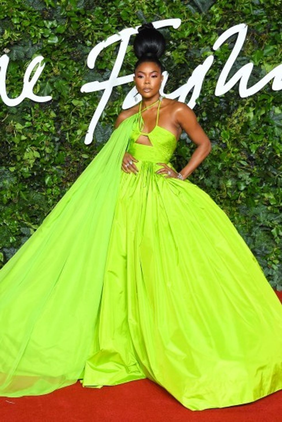 gabrielle union the fashion awards 2021