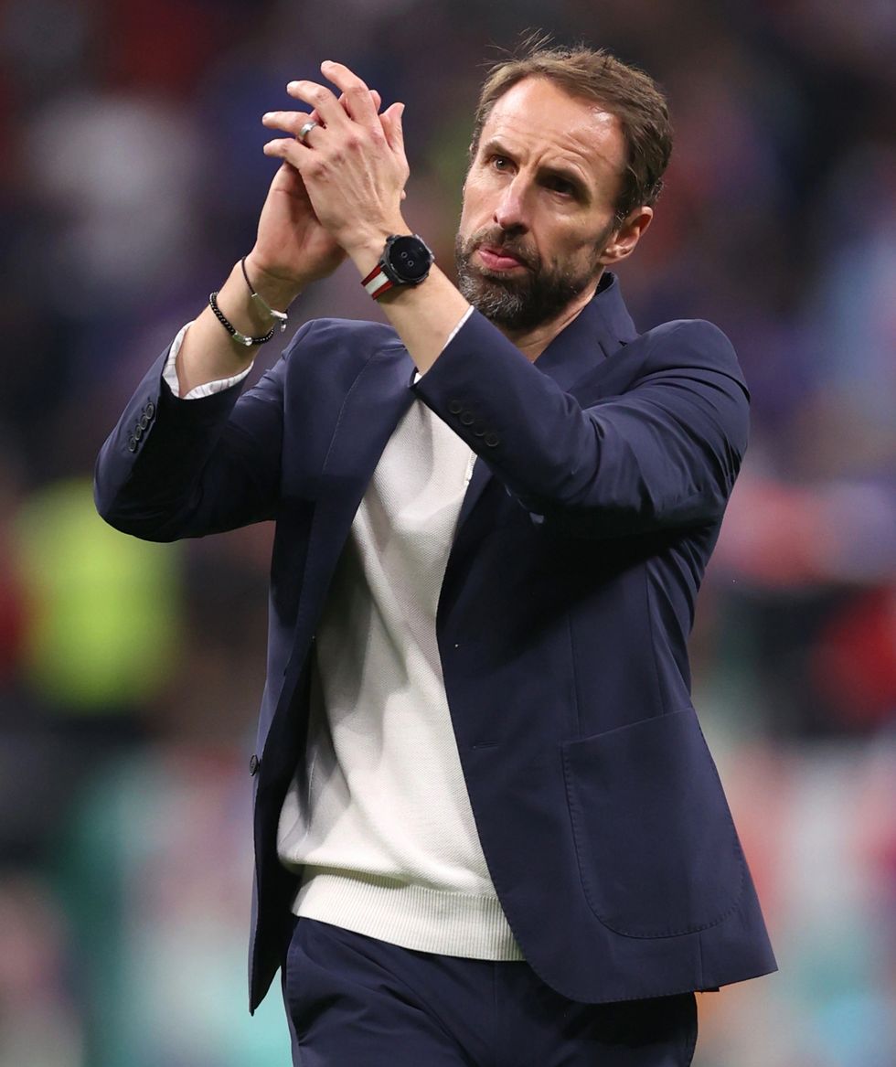 Gareth Southgate është lutur të qëndrojë si trajner i Anglisë