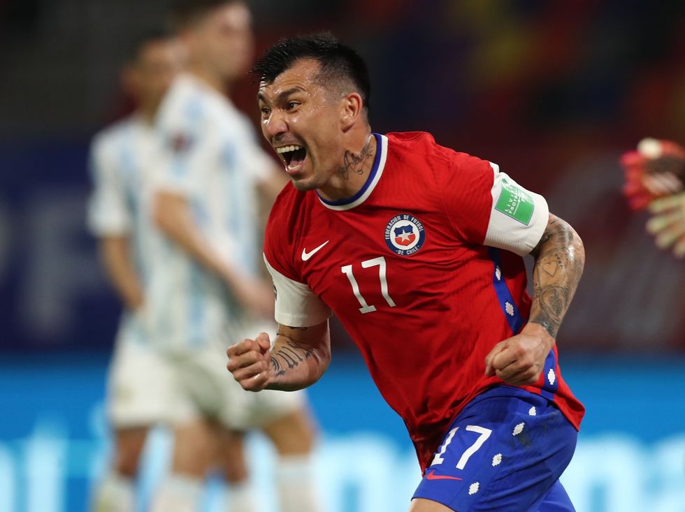 Gary Medel është një nga personazhet më të gjallë të futbollit