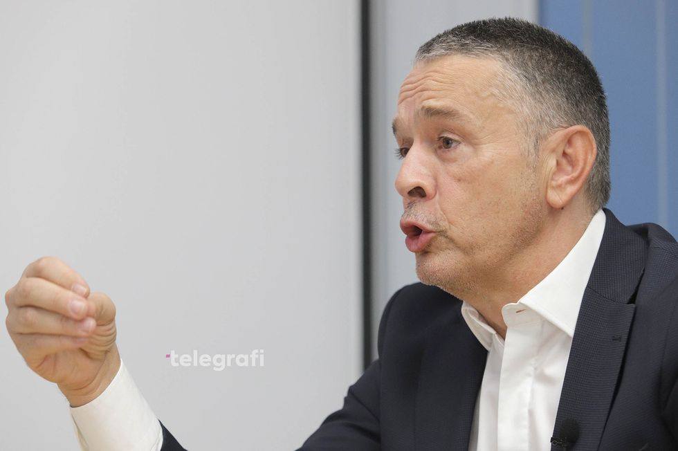 Gazmend Abrashi interviste foto Ridvan Slivova 21