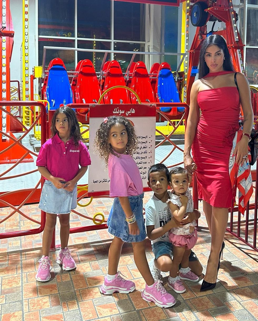 georgina rodriguez georgina rodriguez stuns 837922889