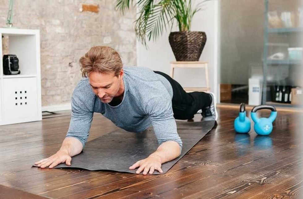 Get Stronger With This 16 Week Strength Training Program