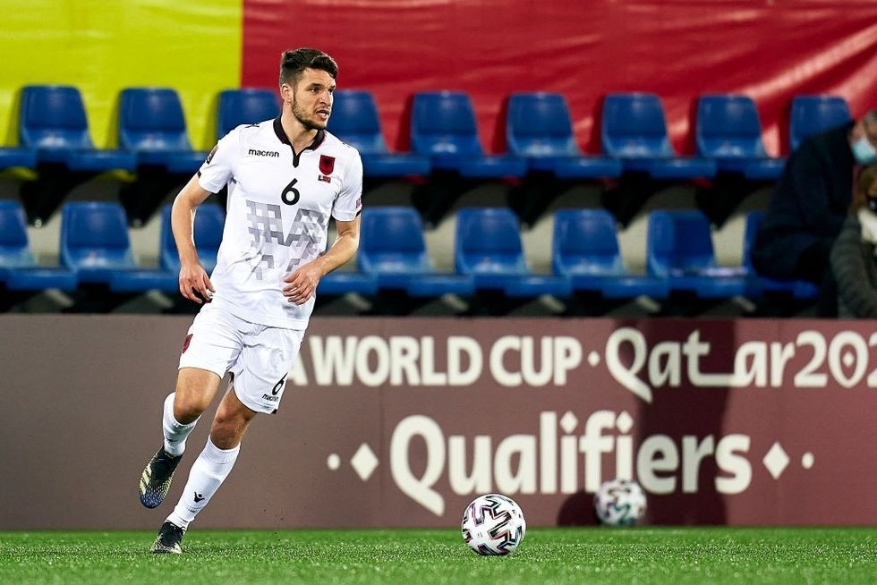 GetPaidStock.com 613605a8dcdd4