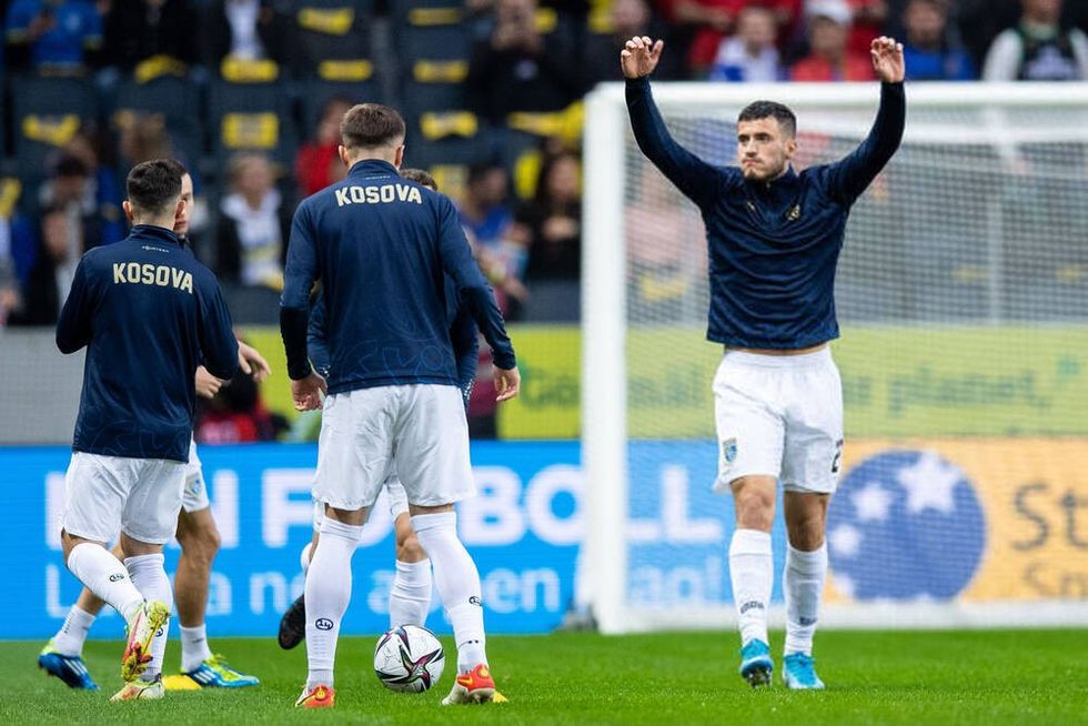 GetPaidStock.com 6186c05e7590f