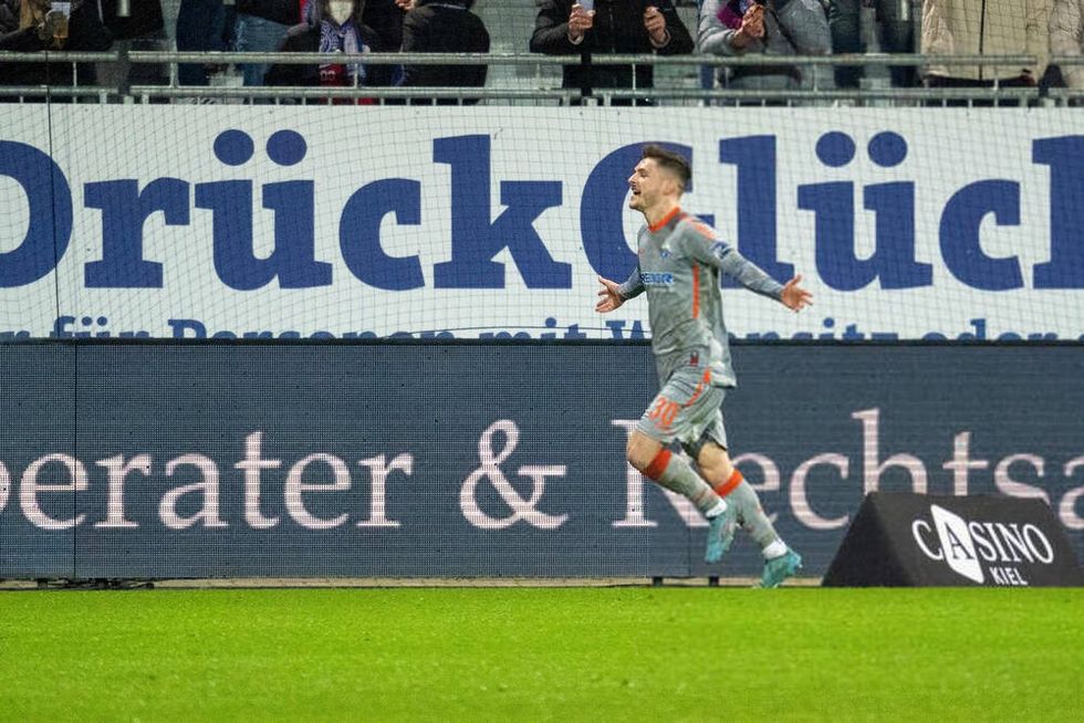 GetPaidStock.com 6222750eba3ad