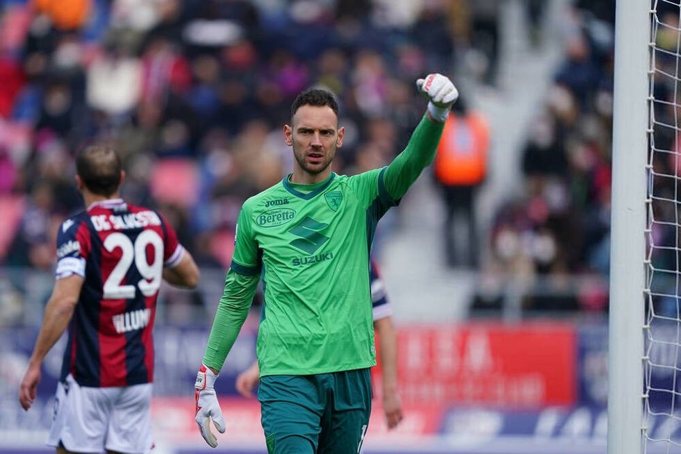 GetPaidStock.com 6225d7803c782