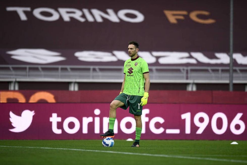 GetPaidStock.com 6225d81143cf3