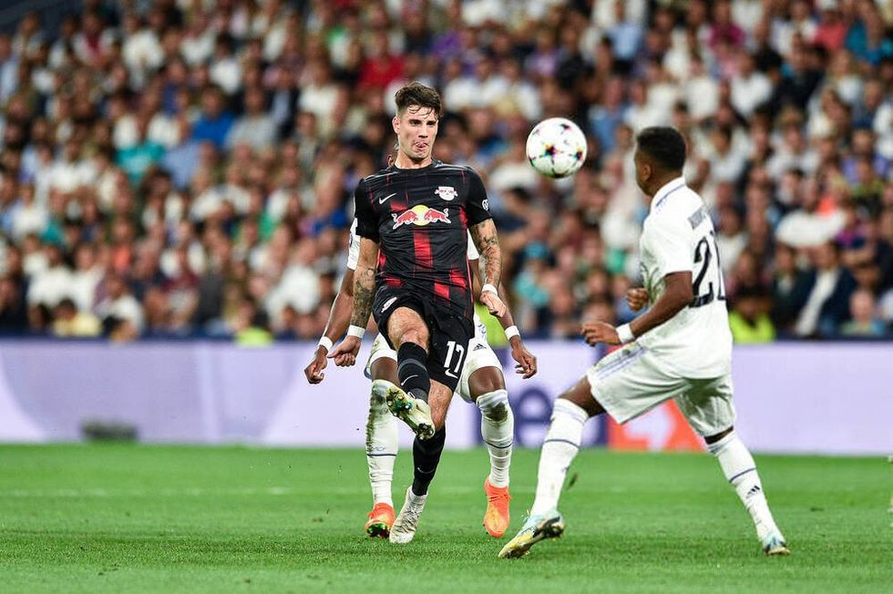 GetPaidStock.com 63230015e1d88