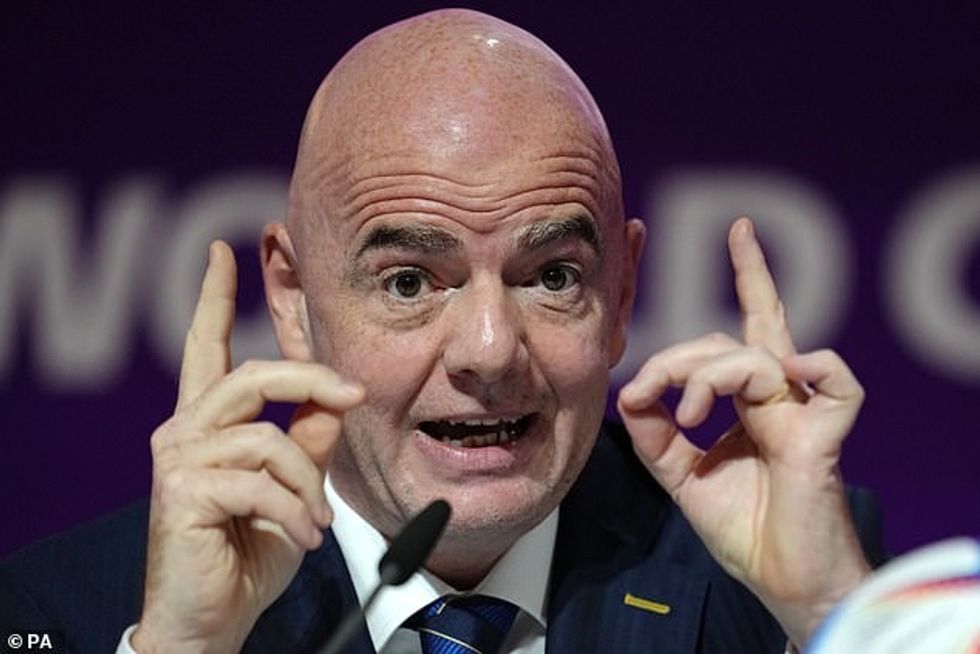 Gianni Infantino sugjeroi që çdo komb në botë mund të presë një Kupë Bote në të ardhmen