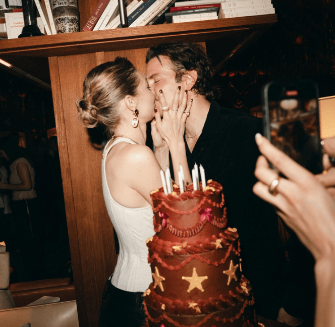Gigi Hadid & Bradley Cooper