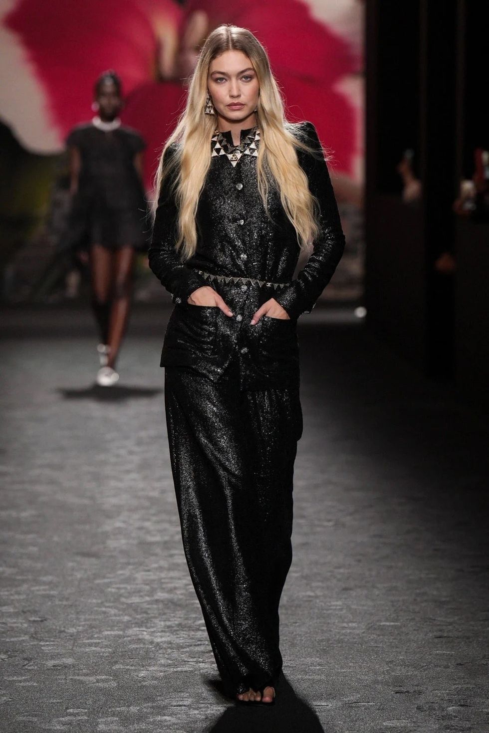gigi hadid chanel show