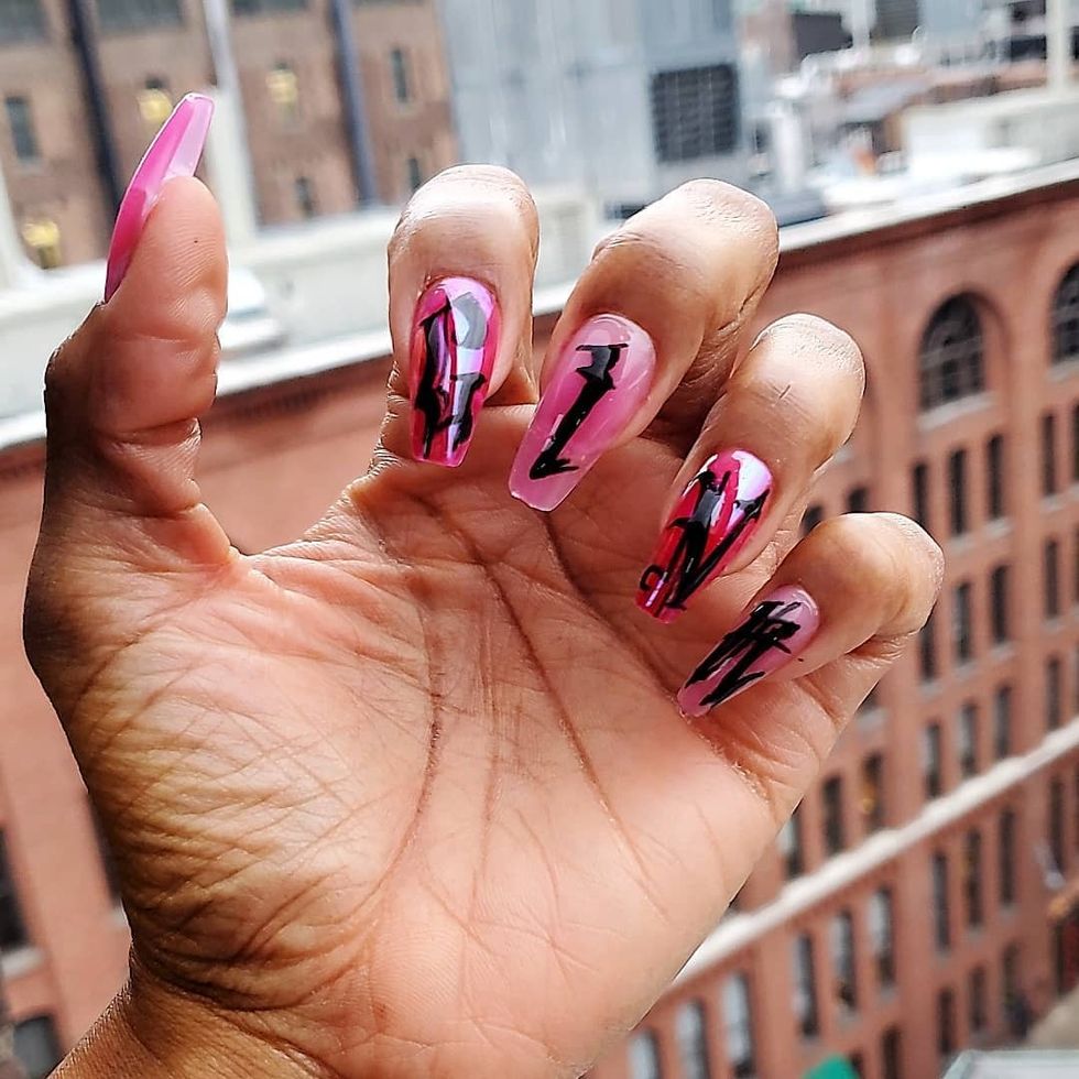 ginaedwards 808764526183020256049872609648938758908190n