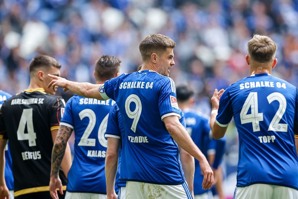 GJ 7XyDWoAAWtv7 scaled