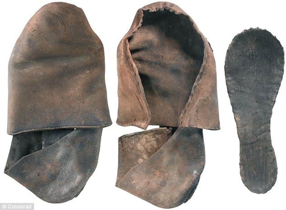 Gjenden këpucë të lashta qe ngjajne me espadrilat e diteve te sotme foto 3