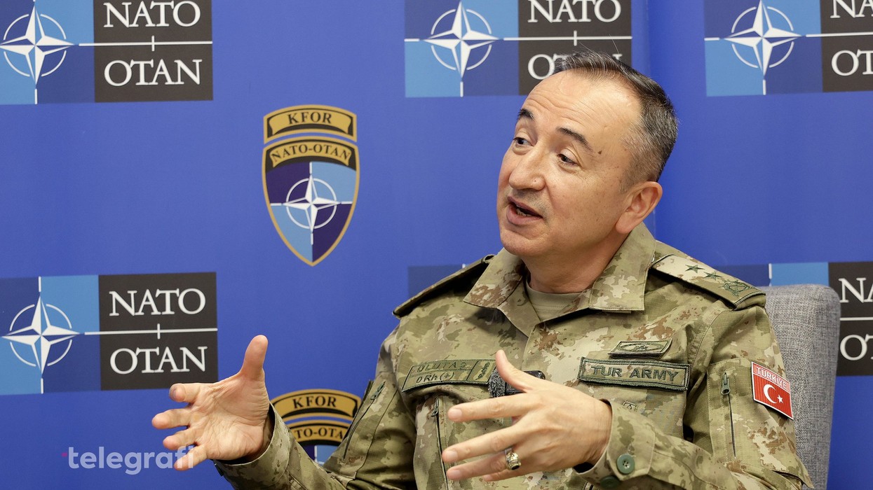 Komandanti i KFOR-it: Retorika jo e dobishme dhe dezinformimi kanë ndikim të drejtpërdrejtë në situatën e sigurisë