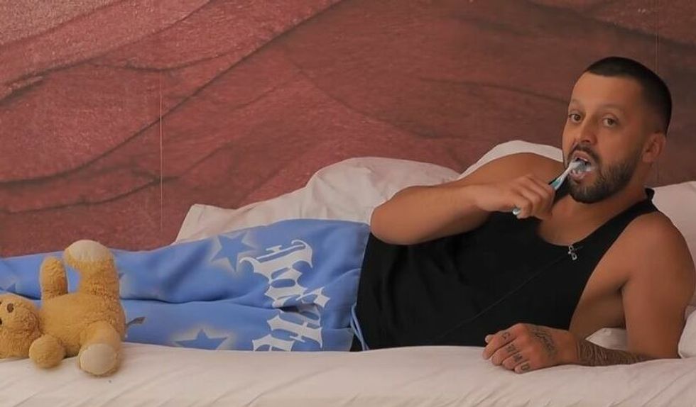 gjgjgjgjjggj e1732103278240