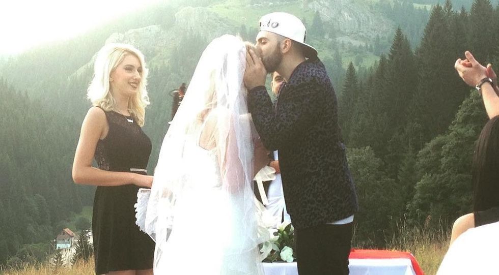 Gjiko në klipin e fundit simuloi martesën. A ia ka