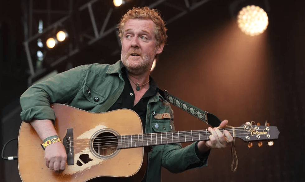 Ndahet nga jeta në një aksident me motoçikletë këngëtari irlandez, Glen Hansard