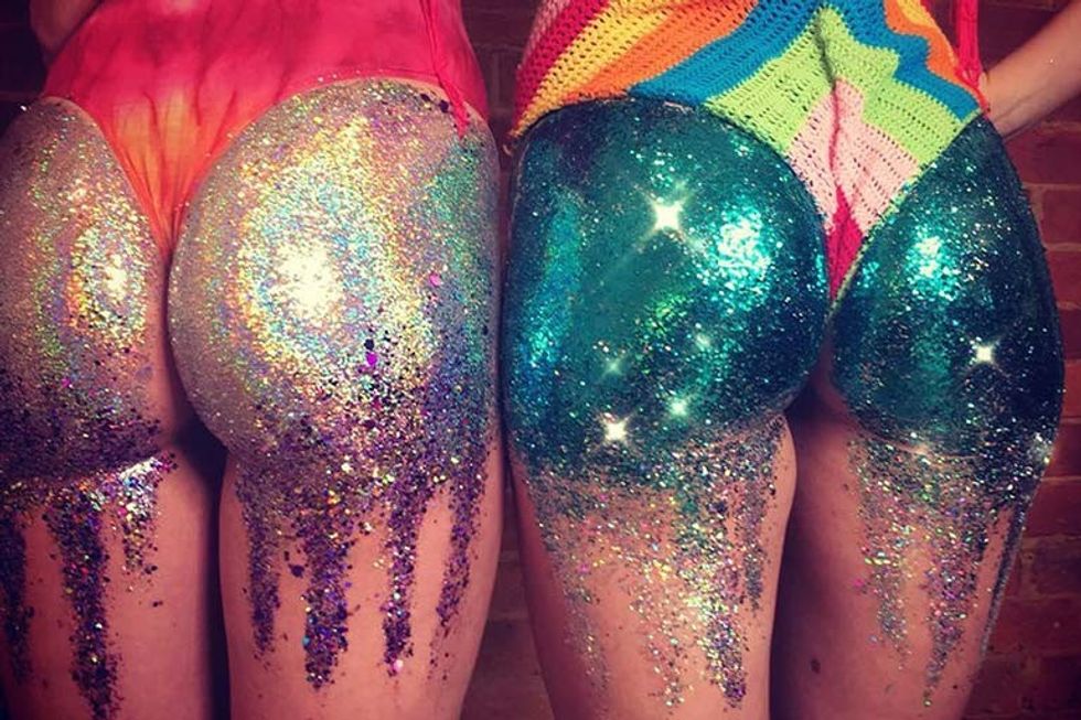 Glitter butts FI