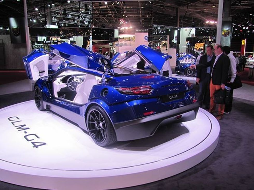 GLM prezanton makinën elektrike që i hapen dyert me sistemin flutur foto 7