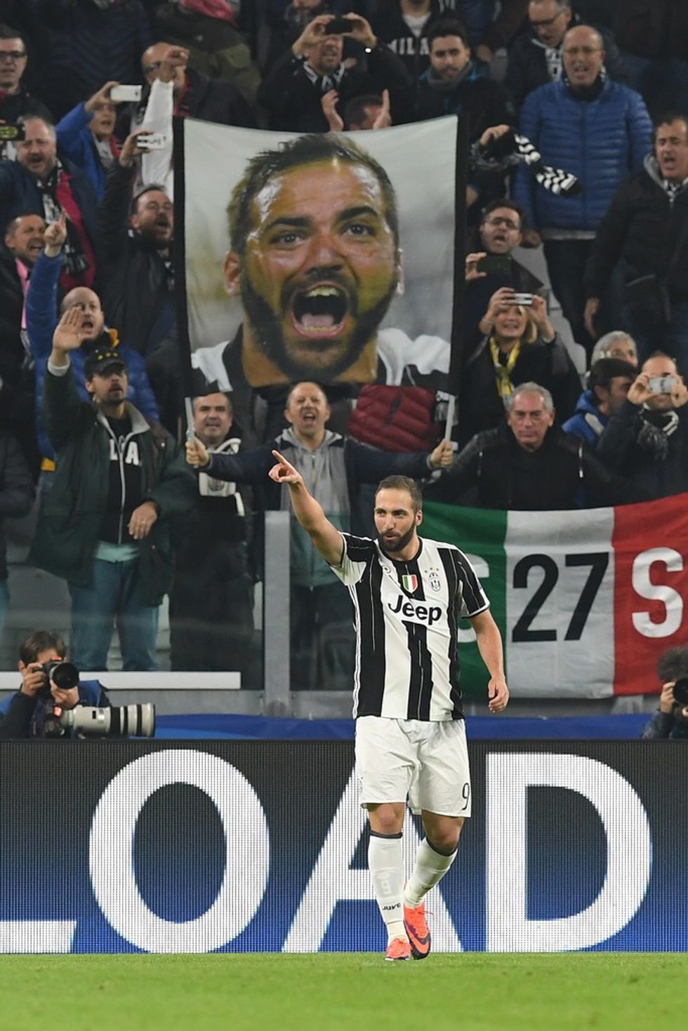 Gonzalo Higuain shënoi nga penaltia.