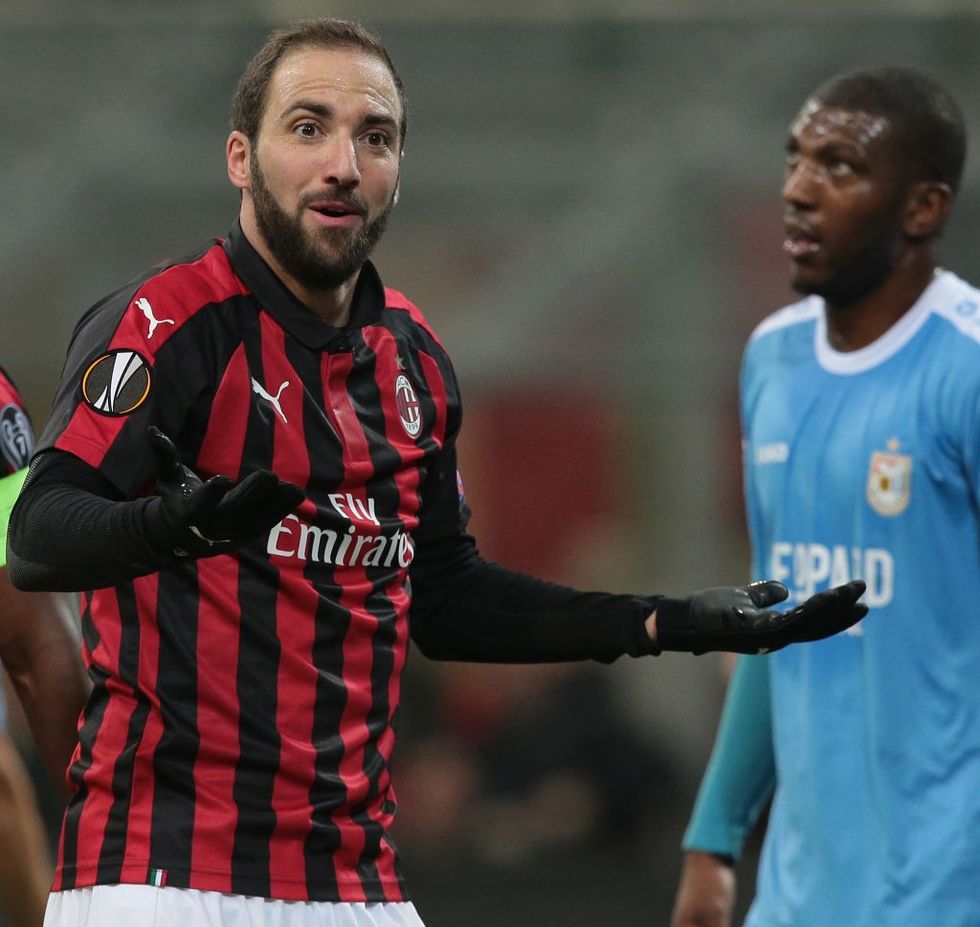 GonzaloHiguainMilan 1
