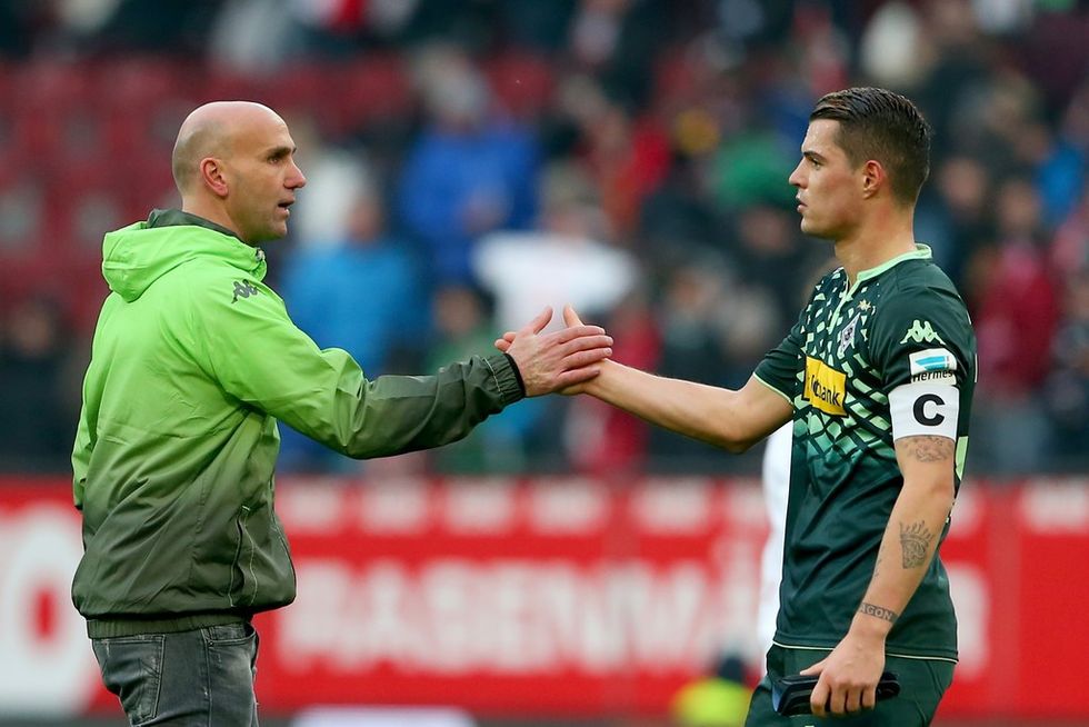 Granit+Xhaka+FC+Augsburg+v+Borussia+Moenchengladbach+79ls29ct93Jx