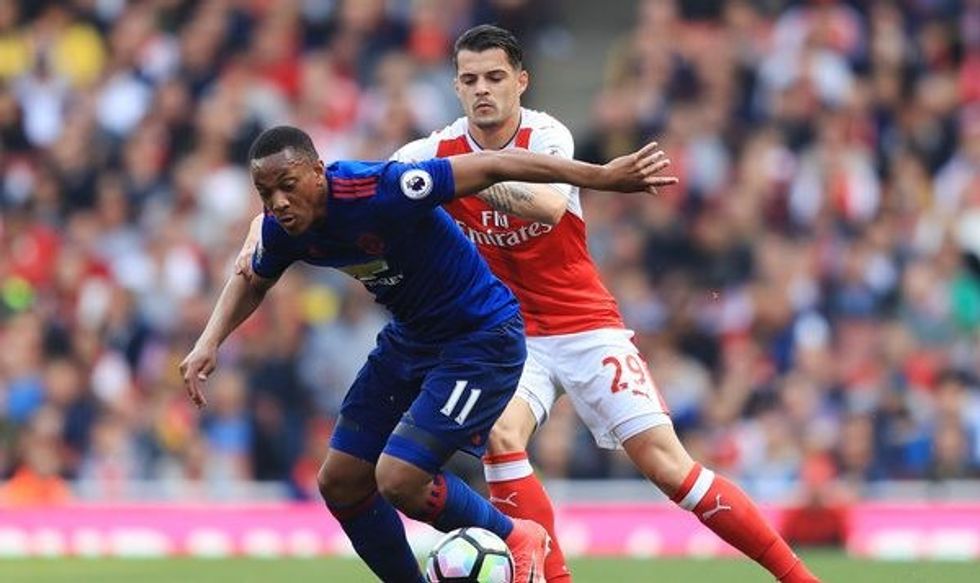 GranitXhakaArsenalvManchesterUnitedPremier1cqJSuGIjZTl e1545726960804