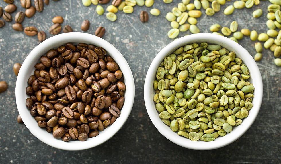 green and roasted coffee
