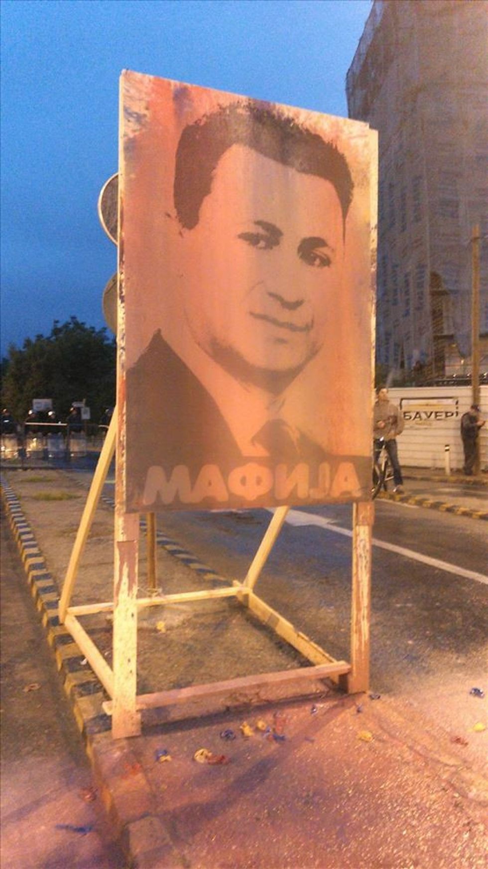 Gruevski ngjyroset 2