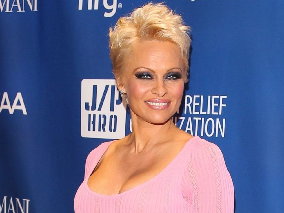 GTY pamela anderson 461901301 jt 140112 t 992