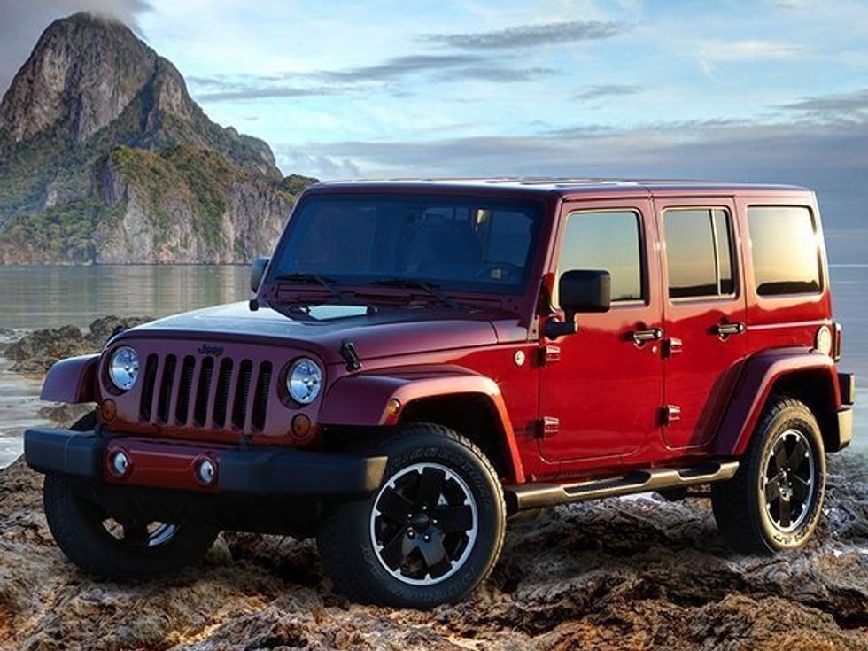 Hajnat përdorën teknika hakuese për të vjedhur 150 Jeep Wrengler foto 3