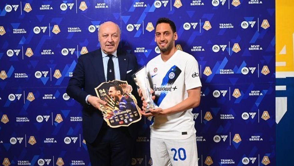 hakan calhanoglu beppe marotta 169