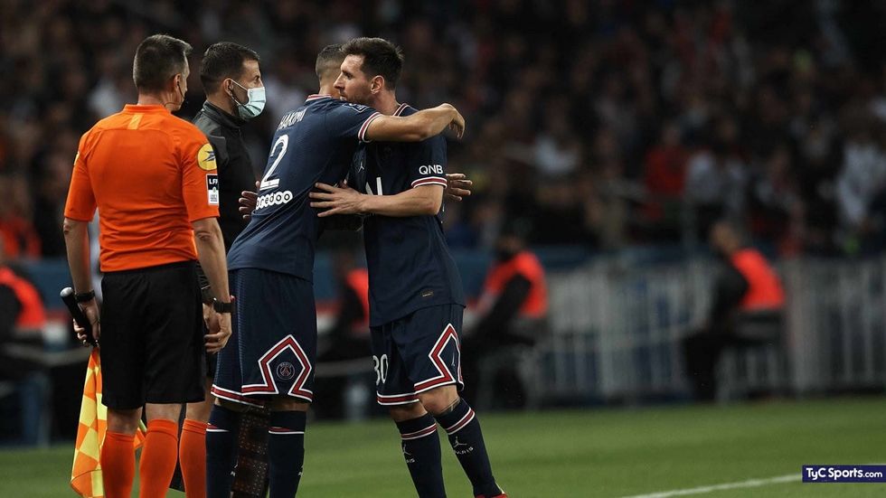 hakimi y messi psg wmk