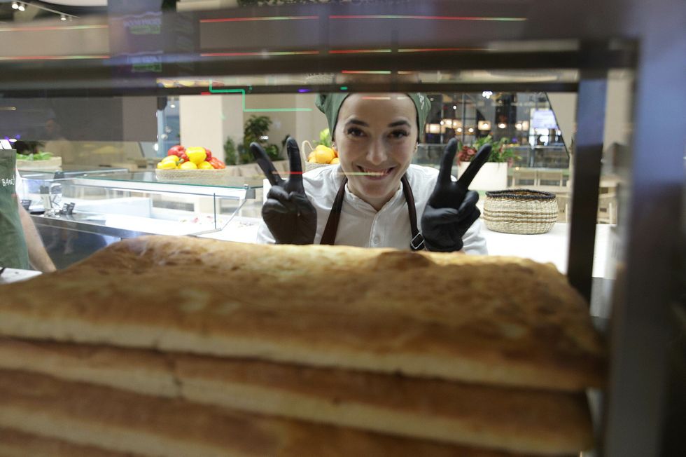 hapja e lokalit te Arbana Osmanit BANA S foto Ridvan Slivova 1 scaled