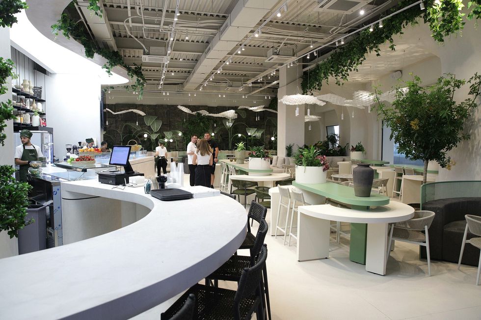 hapja e lokalit te Arbana Osmanit BANA S foto Ridvan Slivova 8 scaled