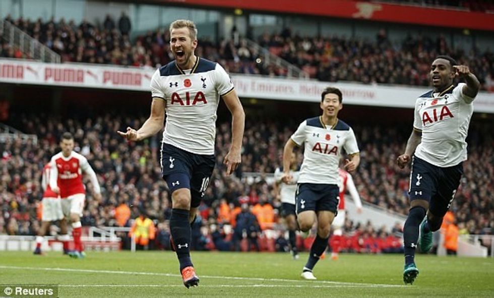 Harry Kane duke festuar golin e barazimit në derbin e Londrës