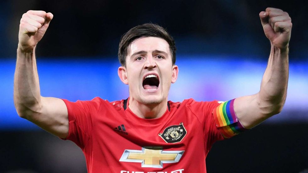 harry maguire manchester city vs manchester united 2019 20 136kwrku3jwxw1tp0bl8cwf81m