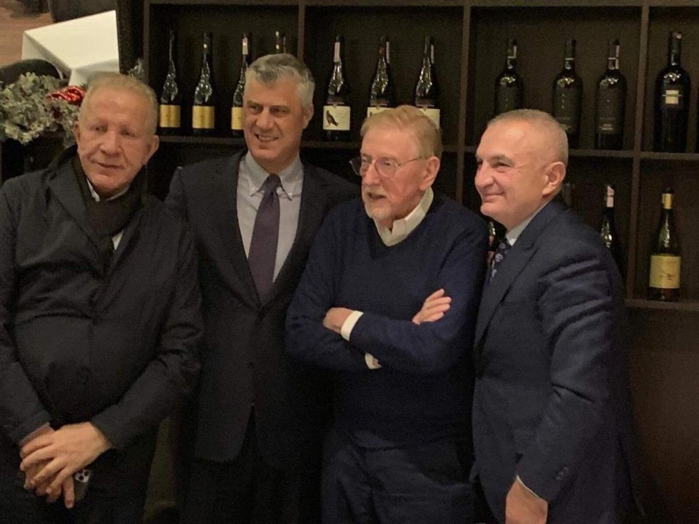 hashim thaci dhe walker