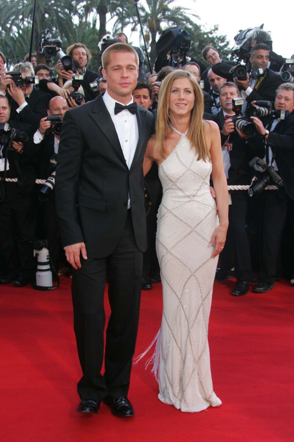 hbz cannes 2004 jennifer aniston 1493301644