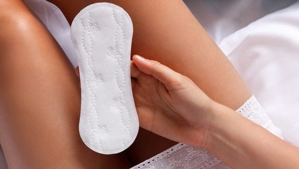 header image Six Things You Need to Know Before Using Panty Liners EN