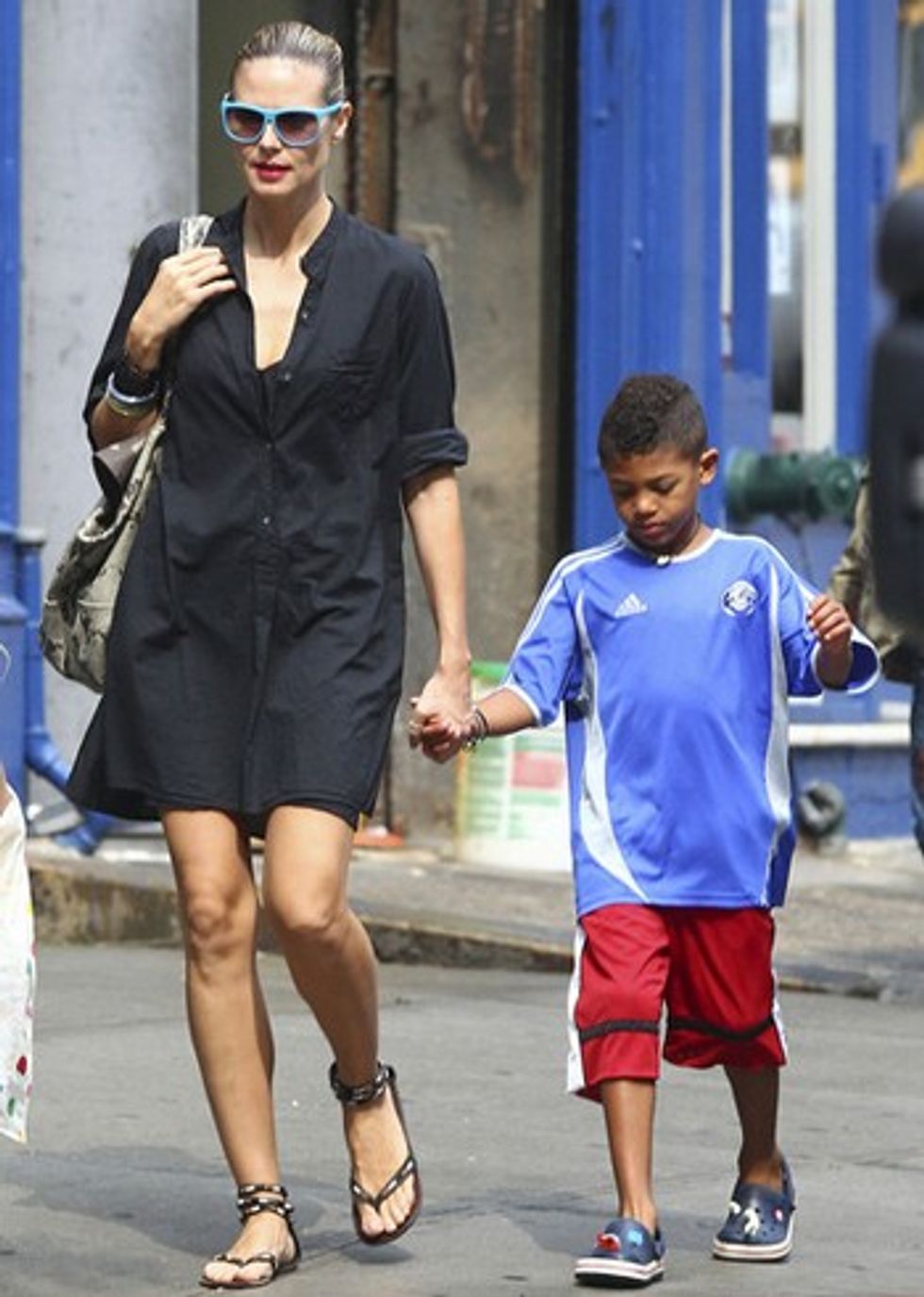 Heidi+Klum+looking+cool+6mrZ56T3VBPl
