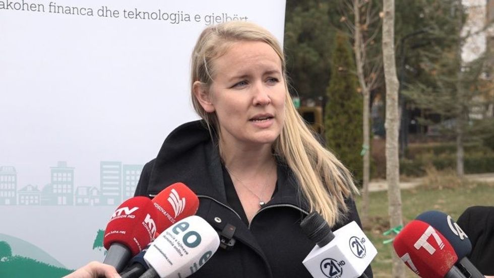 Hillien Francke Zëvendës Shefe e Bashkëpunimit Zyra e BE së në Kosovë 1