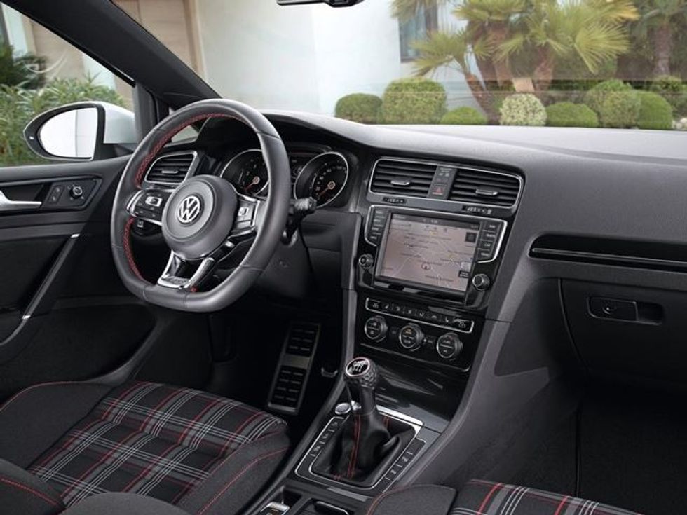 Hiqet nga tregu Volkswagen GTI me dy dyer foto 4