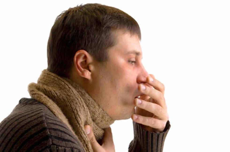 homme qui tousse gallerylarge